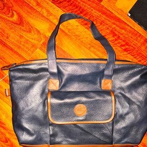 Mountain Ridge Leather bag